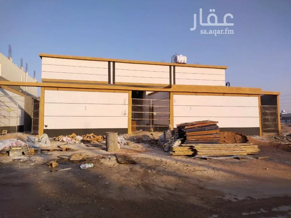 دور للبيع في شارع شارع عرض 30 متر, حي أبو سدر, مدينة المدينه المنوره, منطقة المدينة المنورة 1 صورة