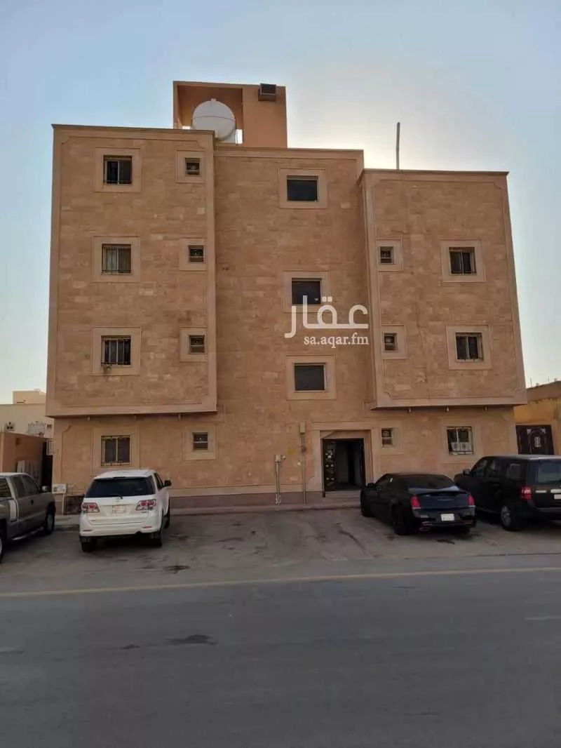 عمارة للبيع في شارع الخفجي, حي لبن, مدينة الرياض, منطقة الرياض 1 صورة