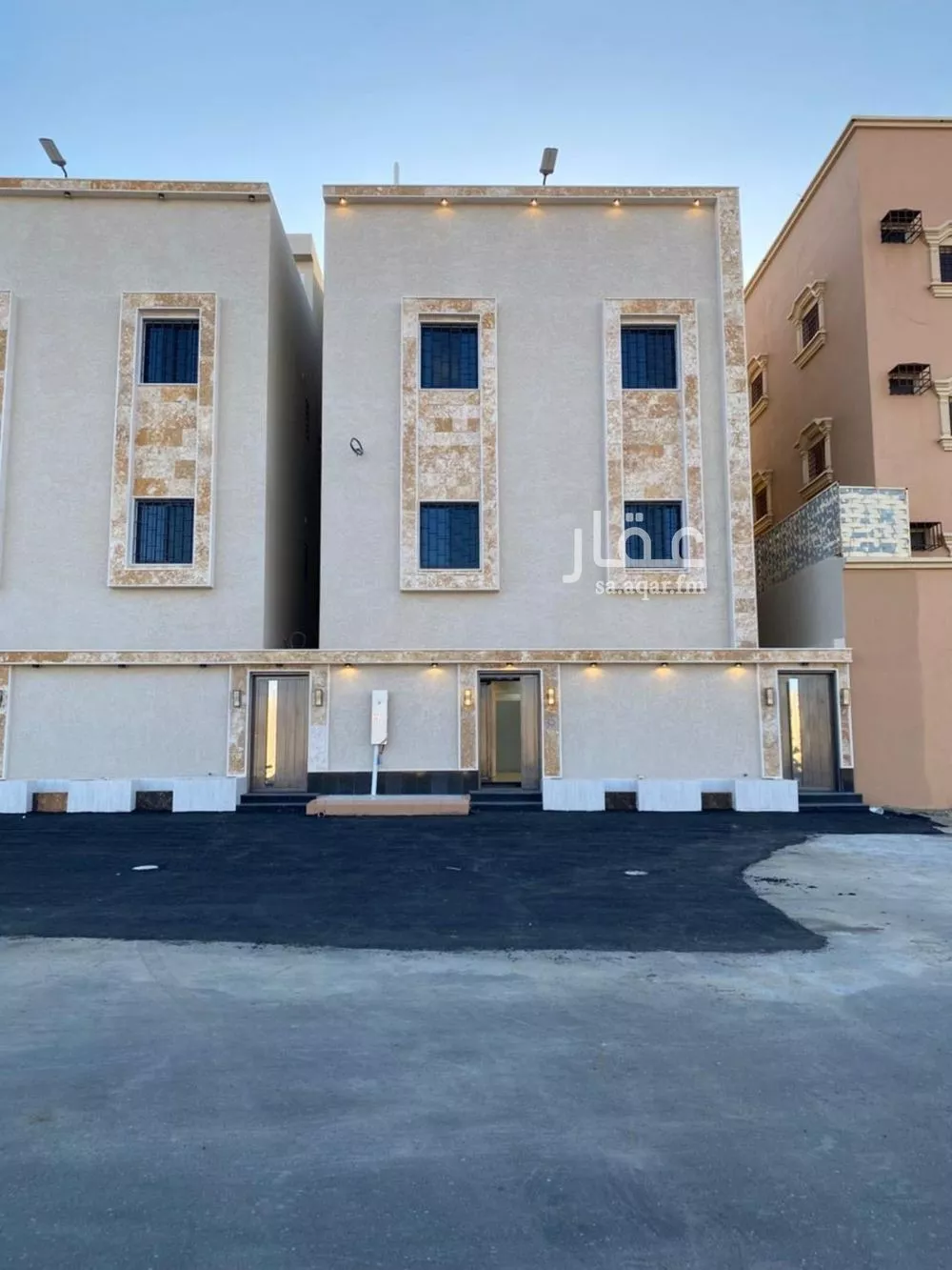 شقة للبيع في شارع الورود 7, حي الورود, مدينة خميس مشيط, منطقة عسير 1 صورة