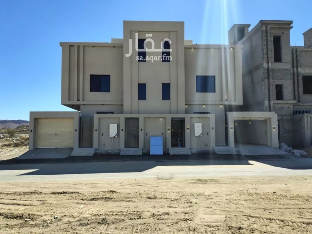 شقة للبيع في شارع المعلاة 72, حي المعلاة, مدينة أحد رفيدة, منطقة عسير 1 صورة