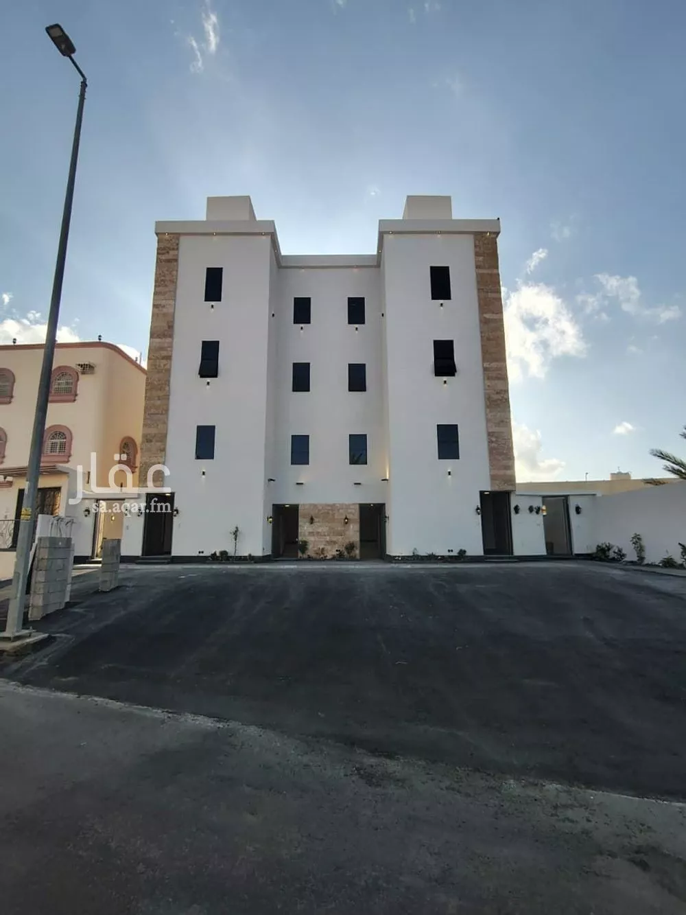 شقة للبيع في شارع دار هذيل, حي الغدير, مدينة أبها, منطقة عسير 1 صورة