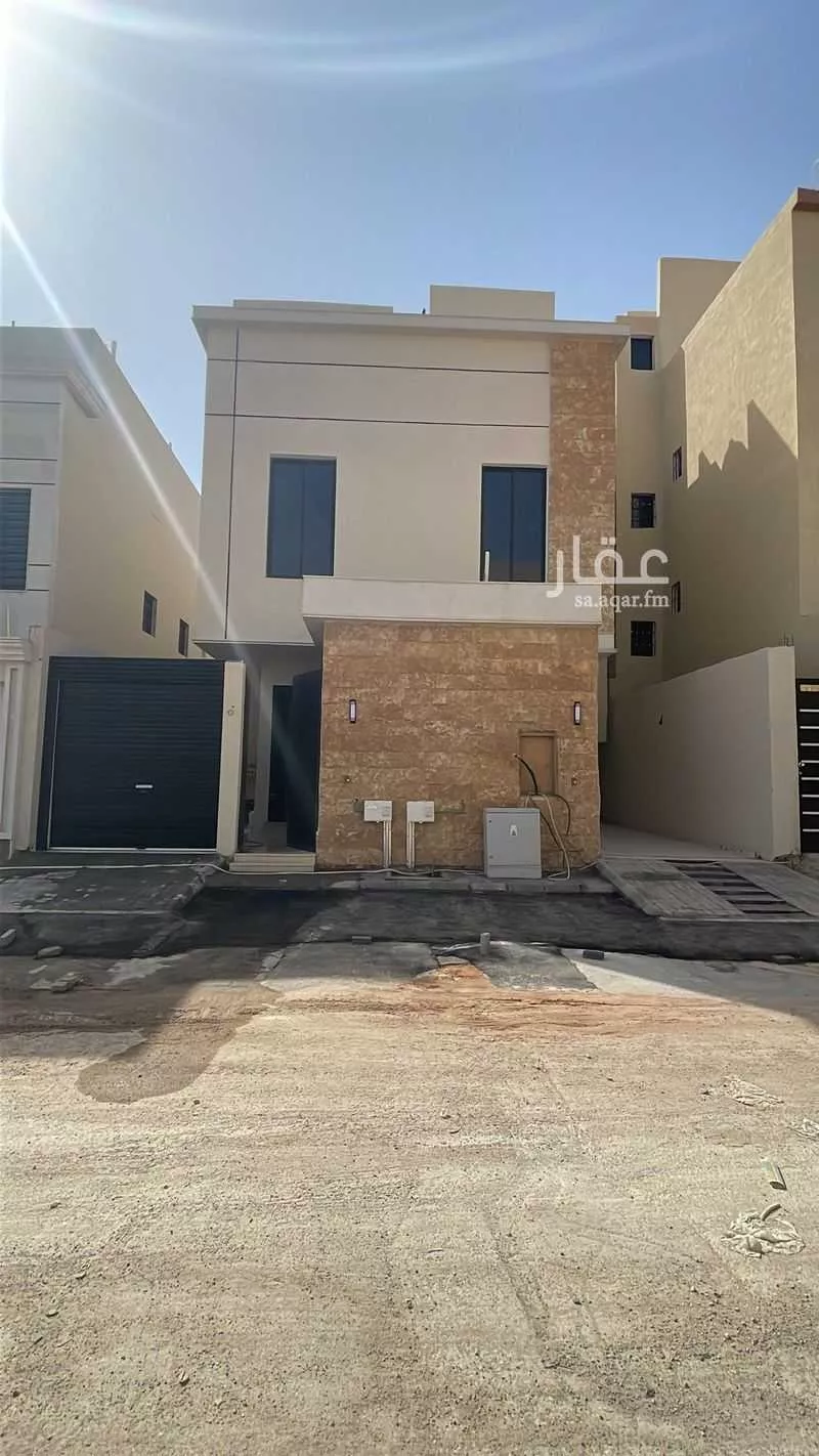 دور للبيع في شارع الرايه, حي الندوة, مدينة الرياض, منطقة الرياض 1 صورة