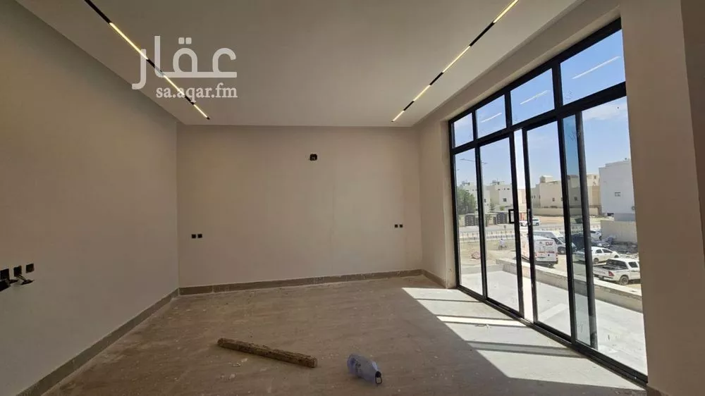 فيلا للبيع في شارع أحمد بن علي الباغاني, حي العارض, مدينة الرياض, منطقة الرياض 1 صورة