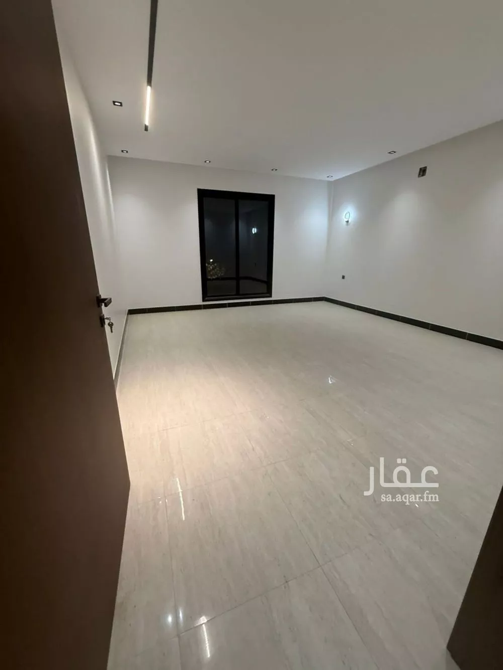دور للبيع في شارع عبدالعزيز بن عبدالملك, حي طويق, مدينة الرياض, منطقة الرياض 1 صورة