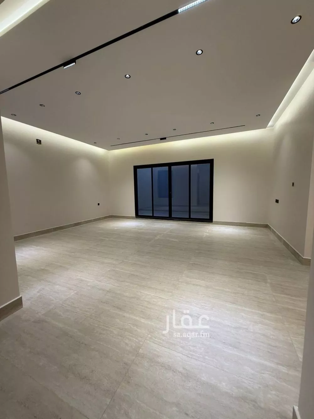 فيلا للبيع في شارع خلف بن معدان, حي بدر, مدينة الرياض, منطقة الرياض 1 صورة