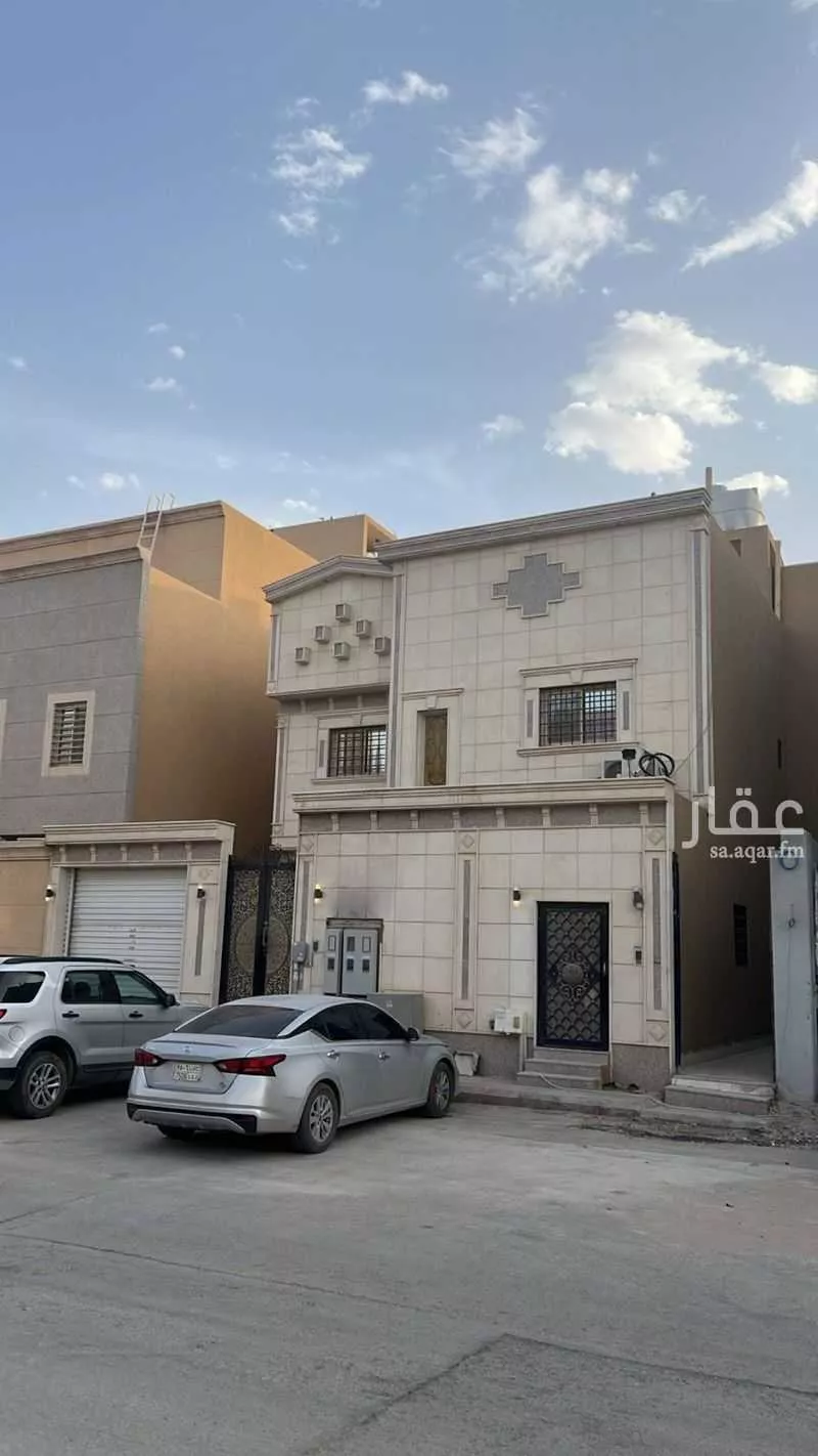 فيلا للبيع في شارع أحمد بن محمد الذهبي, حي العارض, مدينة الرياض, منطقة الرياض 1 صورة