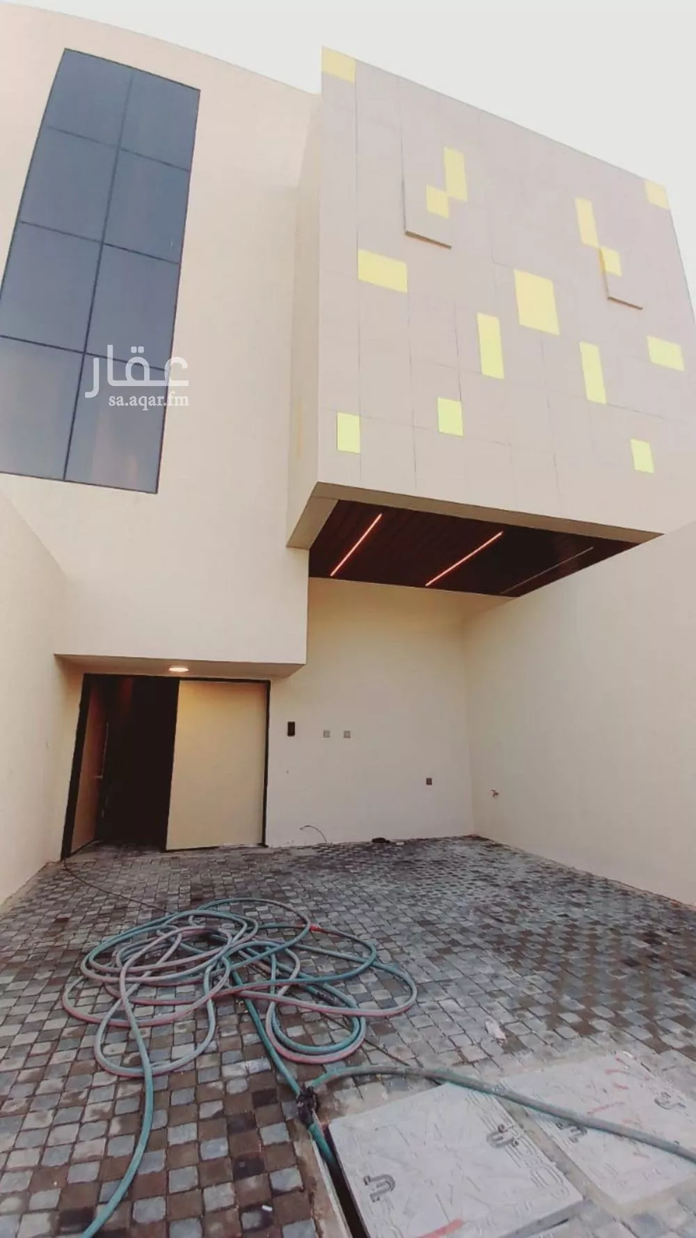 شقة للبيع في شارع عبدالحليم بن الفرس, حي السويدي الغربي, مدينة الرياض, منطقة الرياض 1 صورة