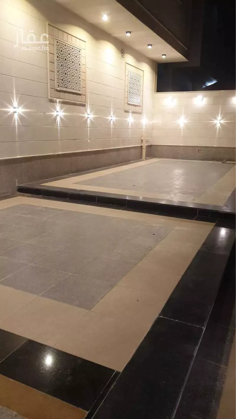 عمارة للبيع في شارع اسماعيل بن اسحاق, حي الرانوناء, مدينة المدينه المنوره, منطقة المدينة المنورة 1 صورة