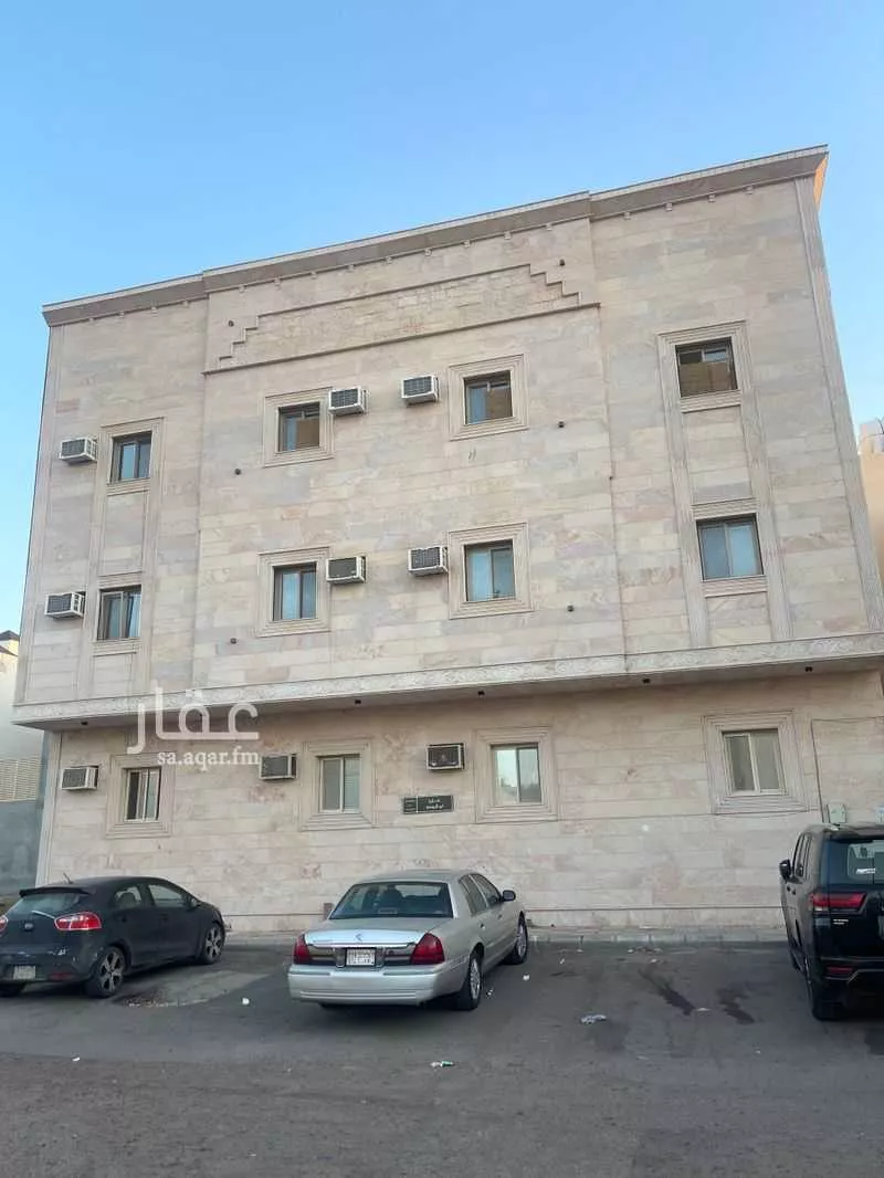 عمارة للبيع في شارع ابن الروميه, حي وادي مذينب, مدينة المدينه المنوره, منطقة المدينة المنورة 1 صورة