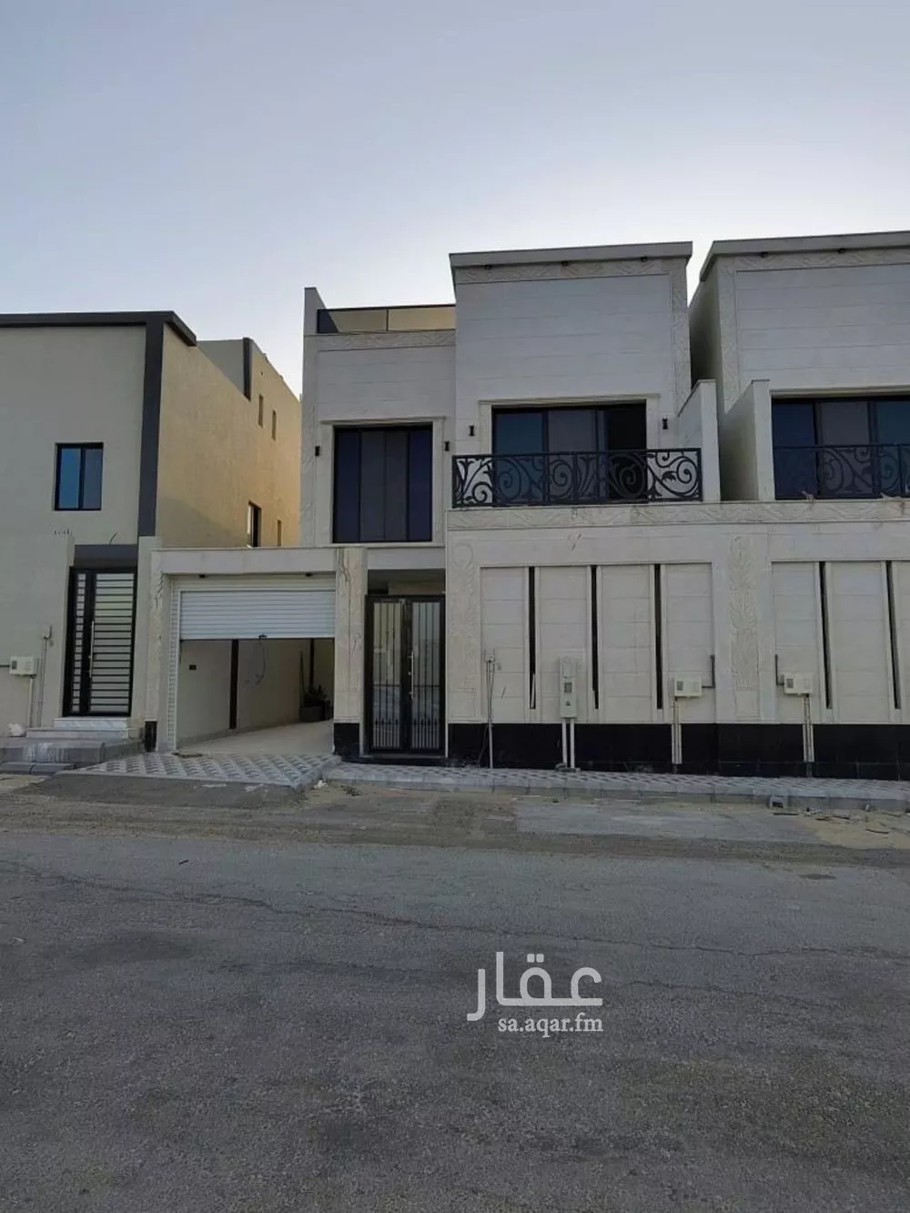 فيلا للبيع في شارع 22ب, حي الصواري, مدينة الخبر, المنطقة الشرقية 1 صورة