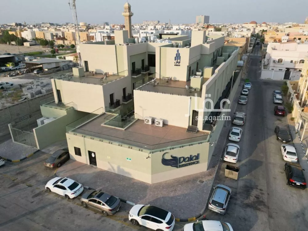 عمارة للإيجار في شارع مروان بن معاوية, حي الراكة الجنوبية, مدينة الخبر, المنطقة الشرقية 1 صورة