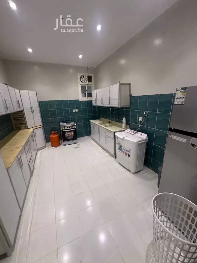 شقة للإيجار في شارع القادسيه, حي الزهراء, مدينة المجاردة, منطقة عسير 1 صورة