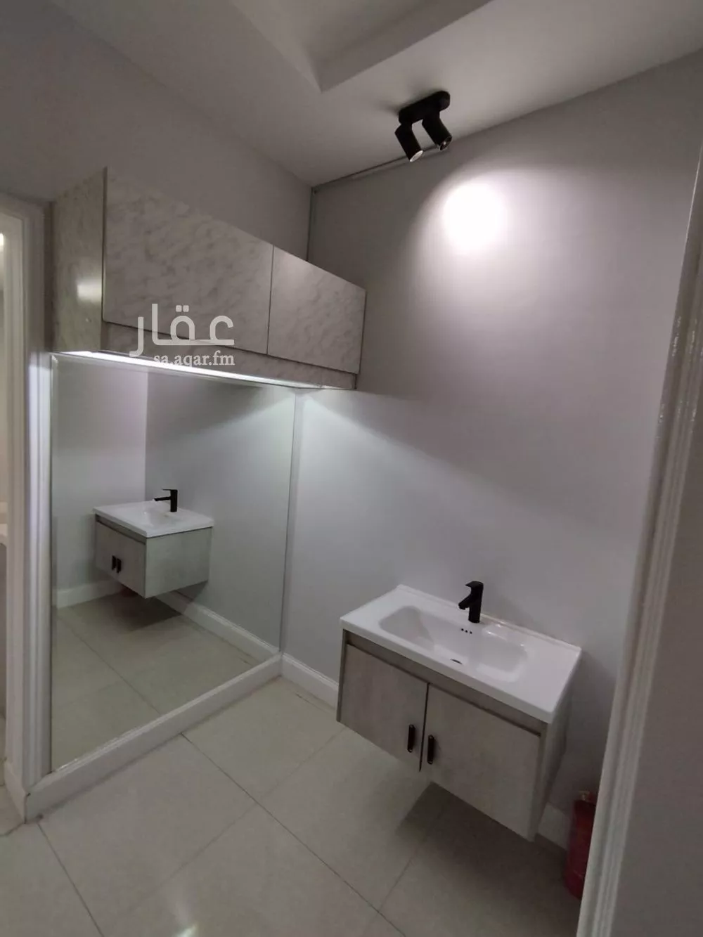 شقة للإيجار في شارع عبدالله بن شهيوين, حي الملقا, مدينة الرياض, منطقة الرياض 1 صورة