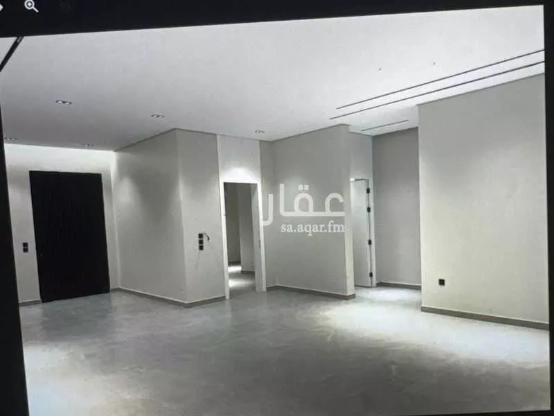 دور للبيع في شارع رقم 302, حي النرجس, مدينة الرياض, منطقة الرياض 1 صورة