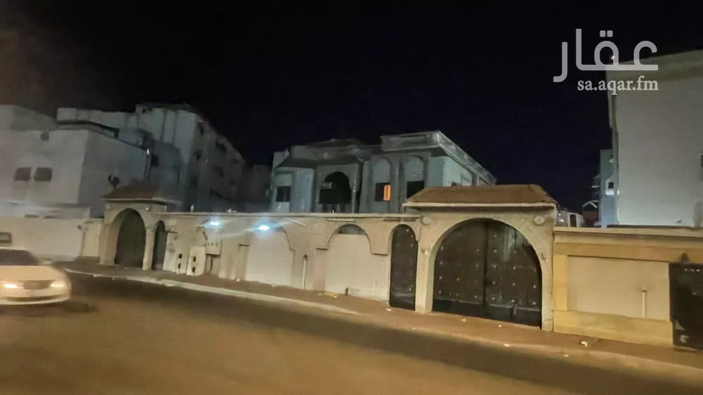 فيلا للبيع في شارع شمس الدين, حي البحيرات, مدينة مكه المكرمه, منطقة مكة المكرمة 1 صورة