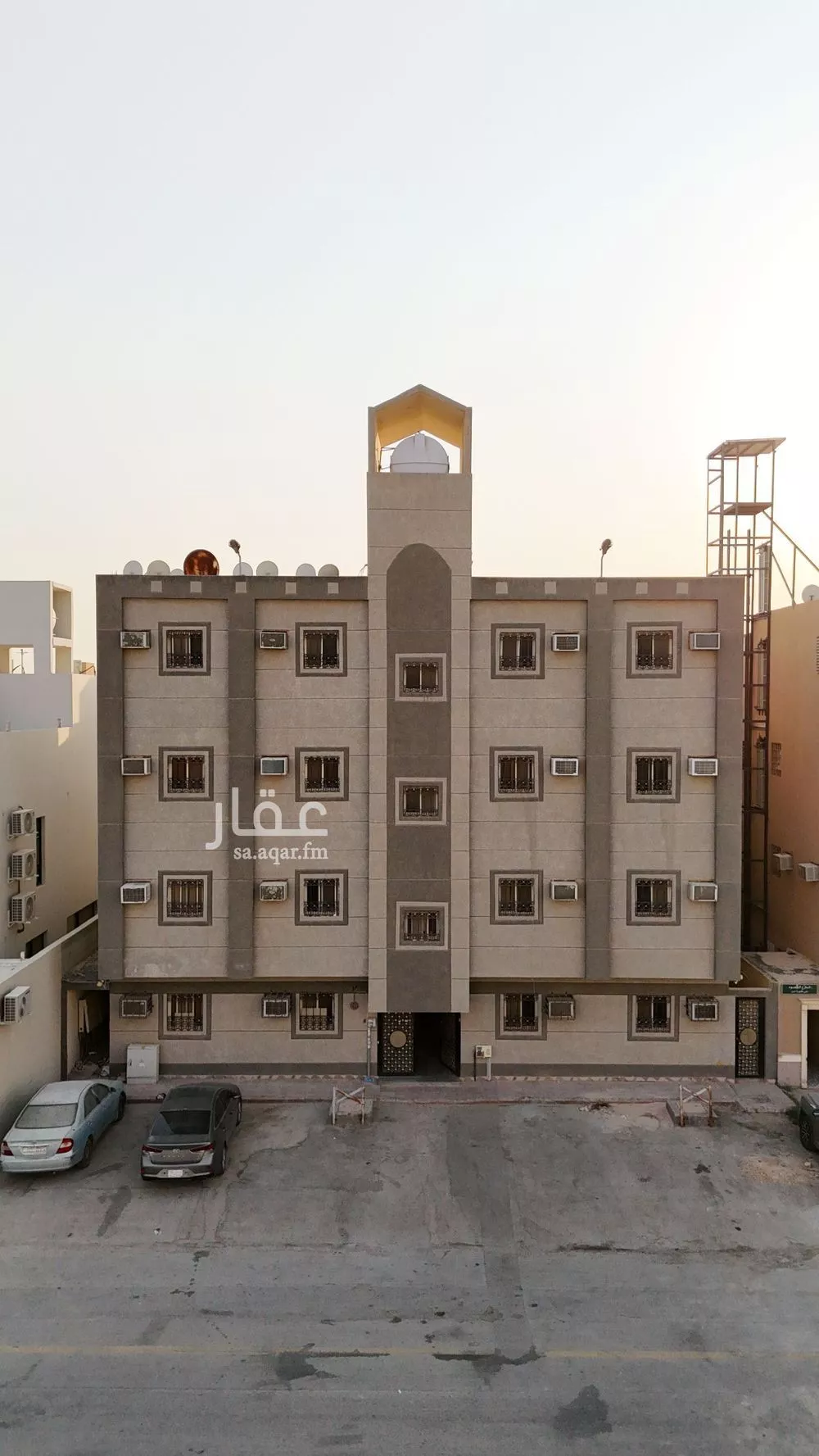 عمارة للبيع في شارع الجود, حي ظهرة لبن, مدينة الرياض, منطقة الرياض 1 صورة
