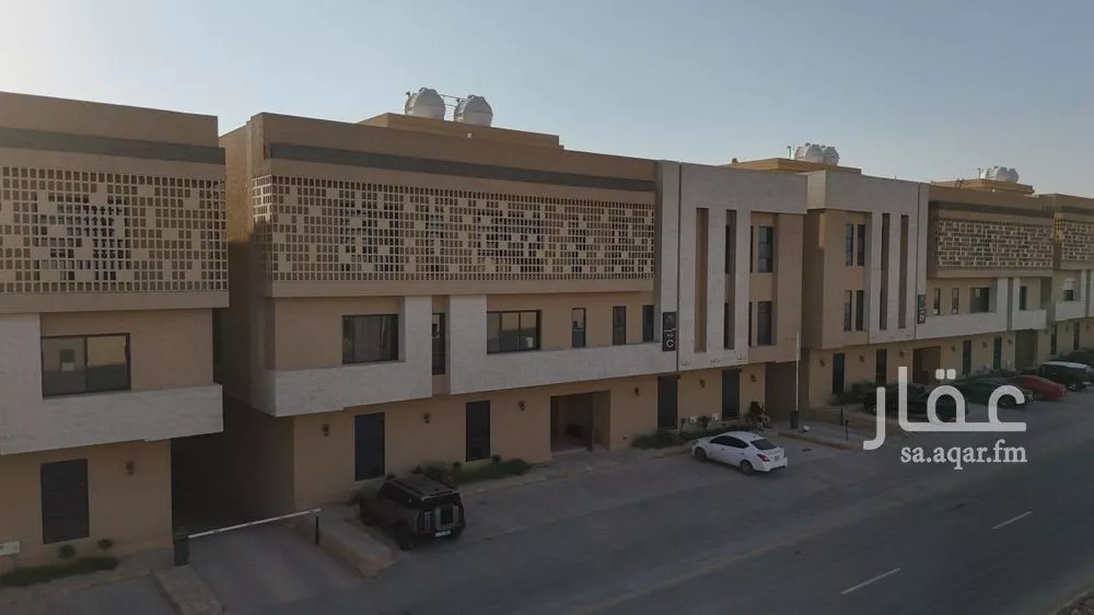 شقة للبيع في شارع محمد بن ناصر المبارك, حي عرقة, مدينة الرياض, منطقة الرياض 1 صورة