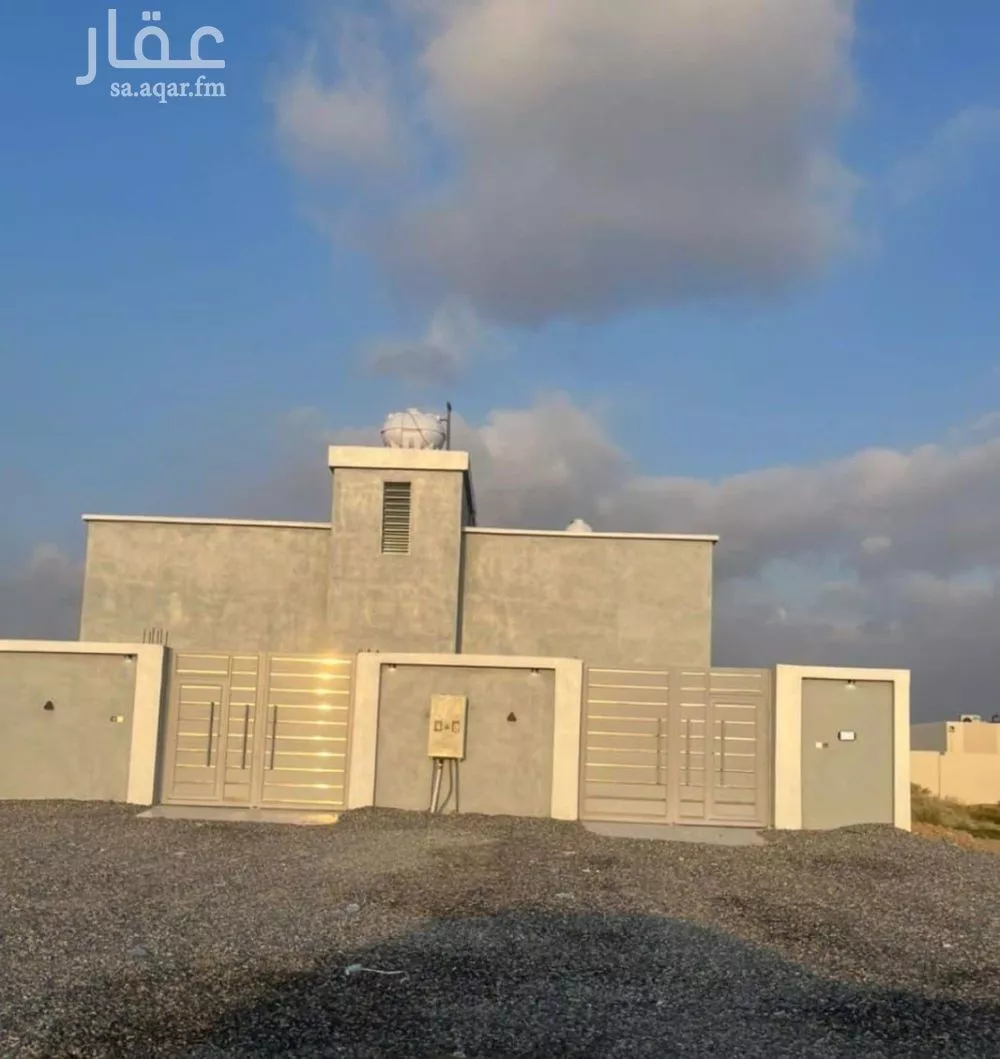 دور للبيع في شارع جزء بن معاوية, مدينة الدرب - الدرب, منطقة جازان 1 صورة
