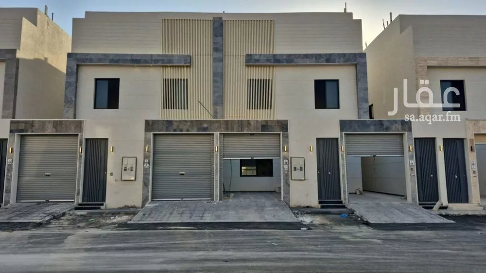 فيلا للبيع في شارع حسين الأبريقي, حي عكاظ, مدينة الرياض, منطقة الرياض 1 صورة