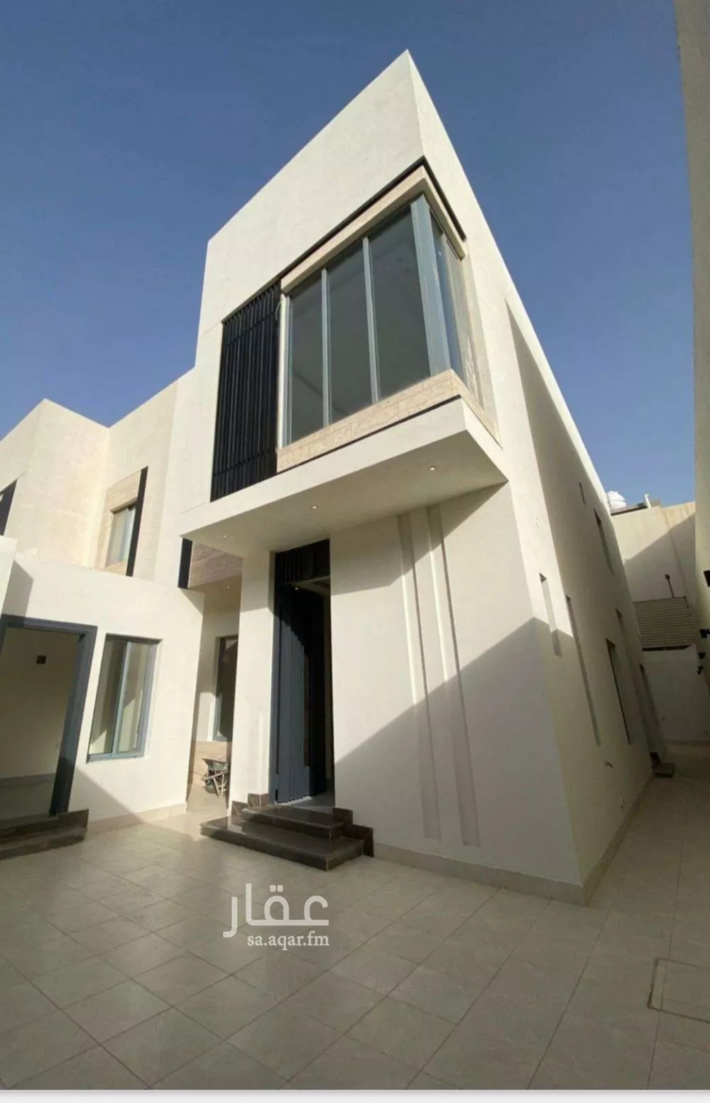 فيلا للبيع في شارع عبدالملك بن عباس, حي العارض, مدينة الرياض, منطقة الرياض 1 صورة