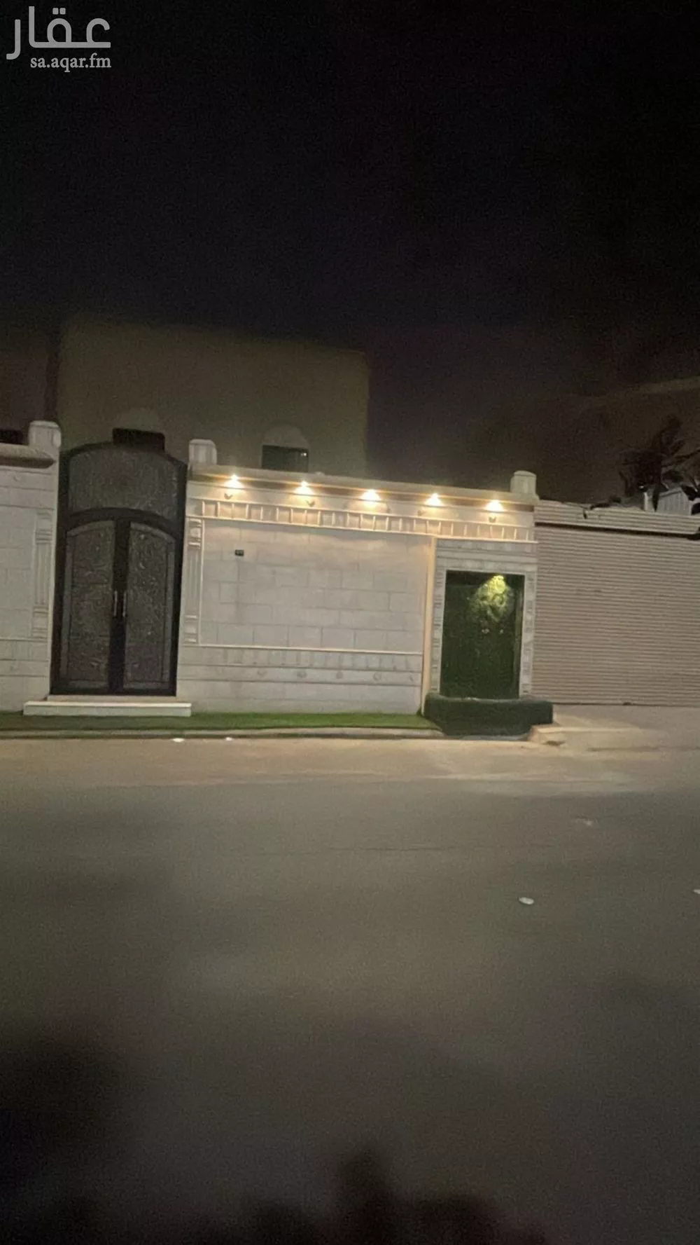 فيلا للبيع في شارع عبدالله بن رشيد, حي الروضة, مدينة الرياض, منطقة الرياض 1 صورة