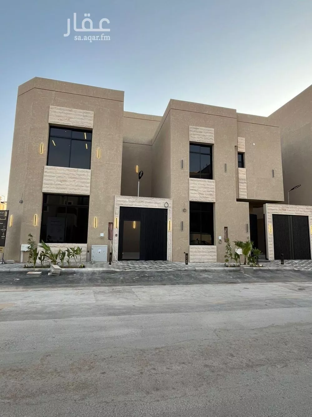 فيلا للبيع في شارع محمد بن أحمد الحجازي, حي المهدية, مدينة الرياض, منطقة الرياض 1 صورة