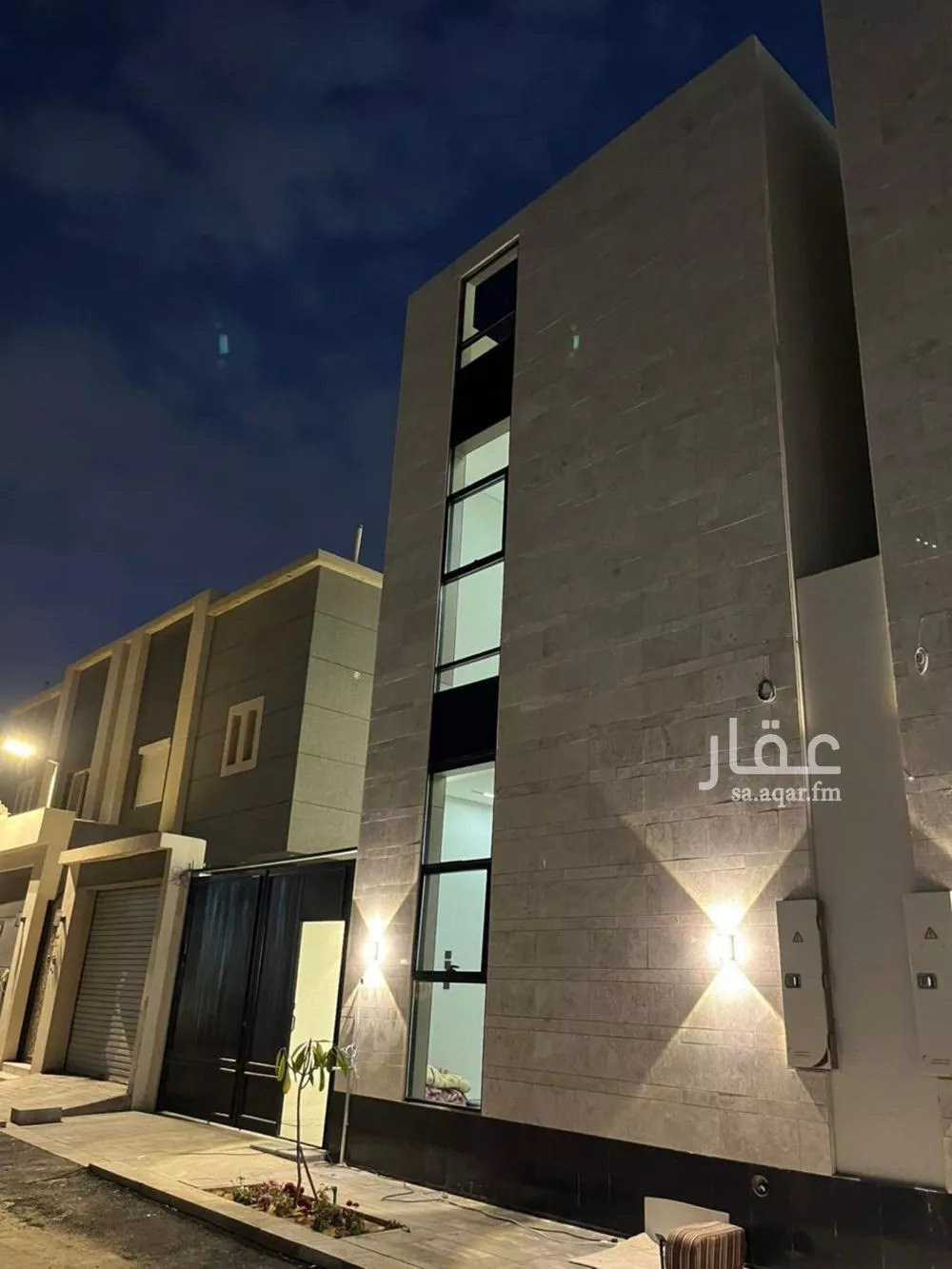 فيلا للبيع في شارع أحمد بن الحسن الأنصاري, حي المهدية, مدينة الرياض, منطقة الرياض 1 صورة