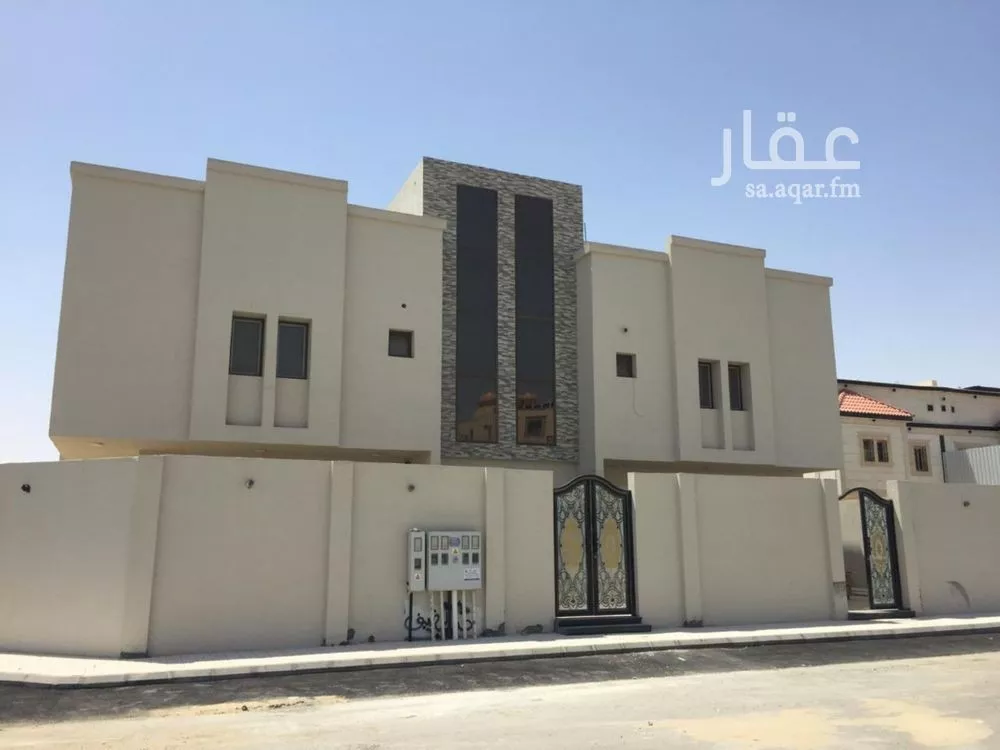 عمارة للبيع في شارع انس الحرثي, حي ضاحية الملك فهد, مدينة الدمام, المنطقة الشرقية 1 صورة