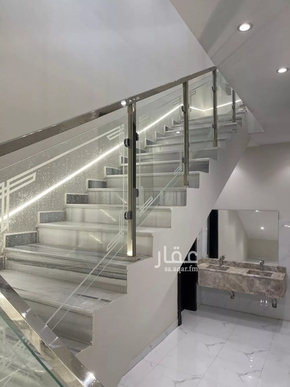 فيلا للإيجار في شارع يحيى بن أكثم, حي عكاظ, مدينة الرياض, منطقة الرياض 1 صورة