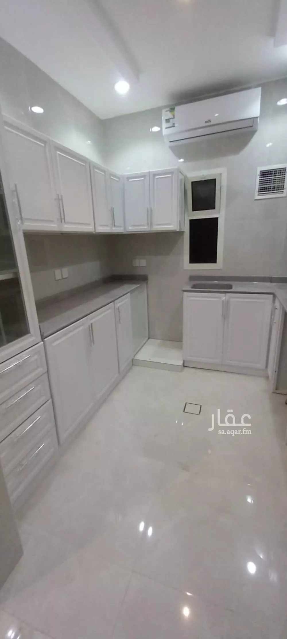 شقة للإيجار في شارع الأمير عبدالله بن سعود بن عبدالله صنيت, حي الصحافة, مدينة الرياض, منطقة الرياض 1 صورة