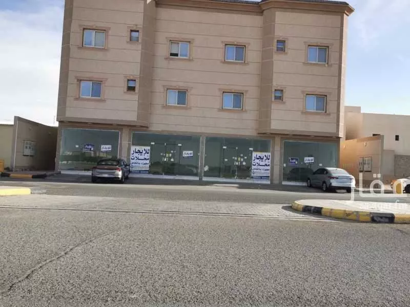 محل للإيجار في شارع 6132881, حي الاحتفالات, مدينة الرس, منطقة القصيم 1 صورة