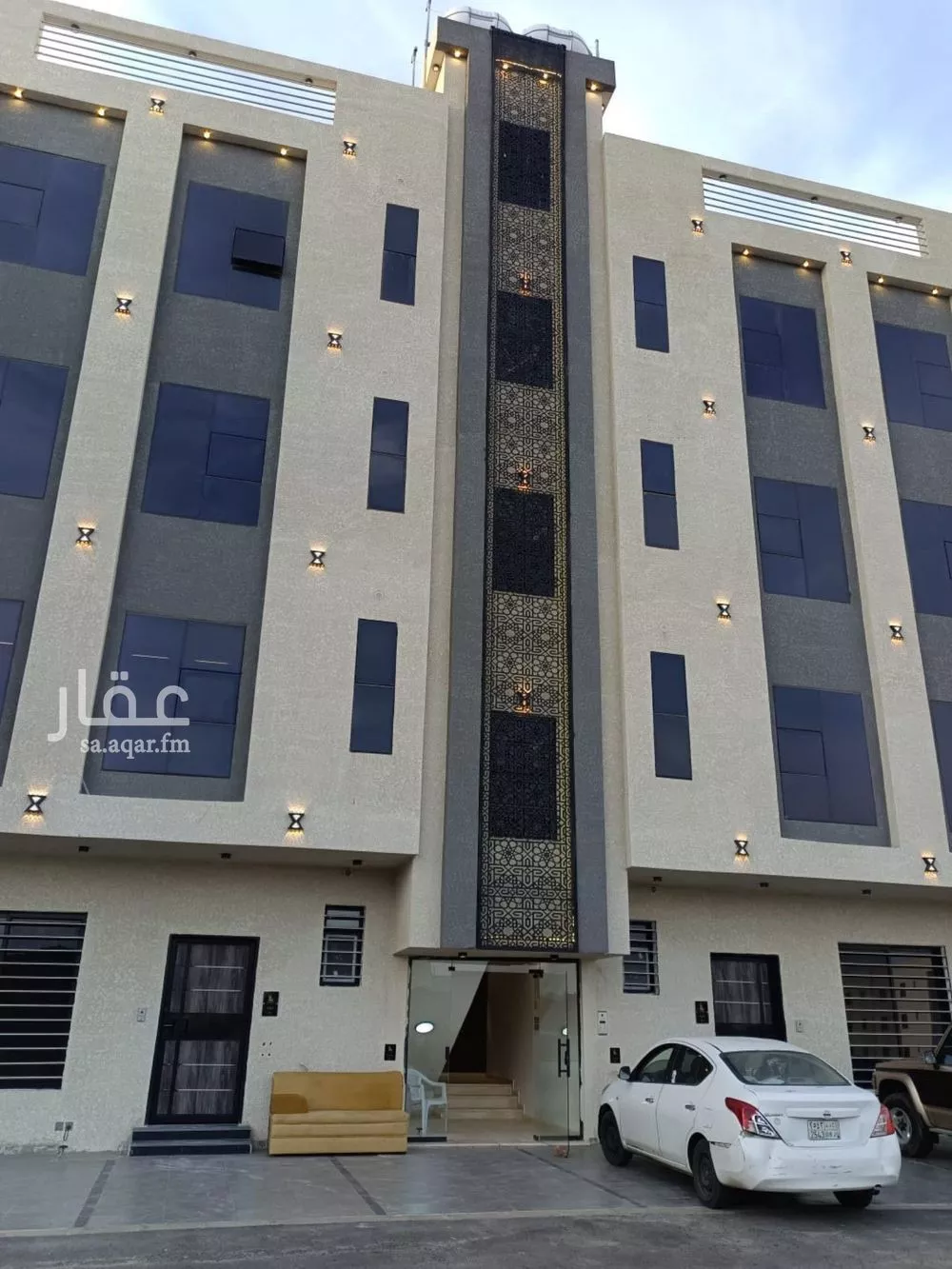 شقة للبيع في شارع عمرو بن الجموح, حي البديع, مدينة أبها, منطقة عسير 1 صورة