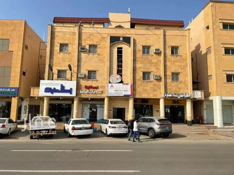 عمارة للإيجار في شارع سلمان بن عبدالعزيز, حي النهضة, مدينة بريده, منطقة القصيم 1 صورة