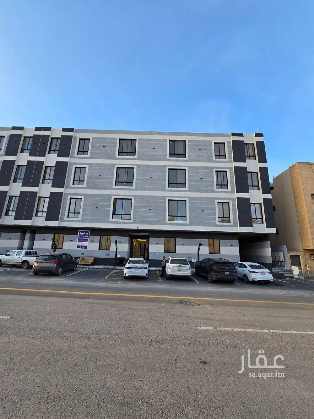 شقة للبيع في شارع زاهر بن طاهر, حي الزهرة, مدينة الرياض, منطقة الرياض 1 صورة