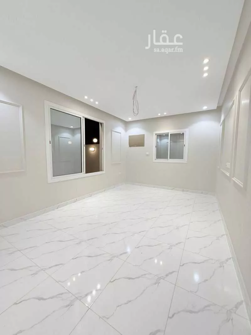 شقة للبيع في شارع محمد المطوع, حي مريخ, مدينة جدة, منطقة مكة المكرمة 1 صورة