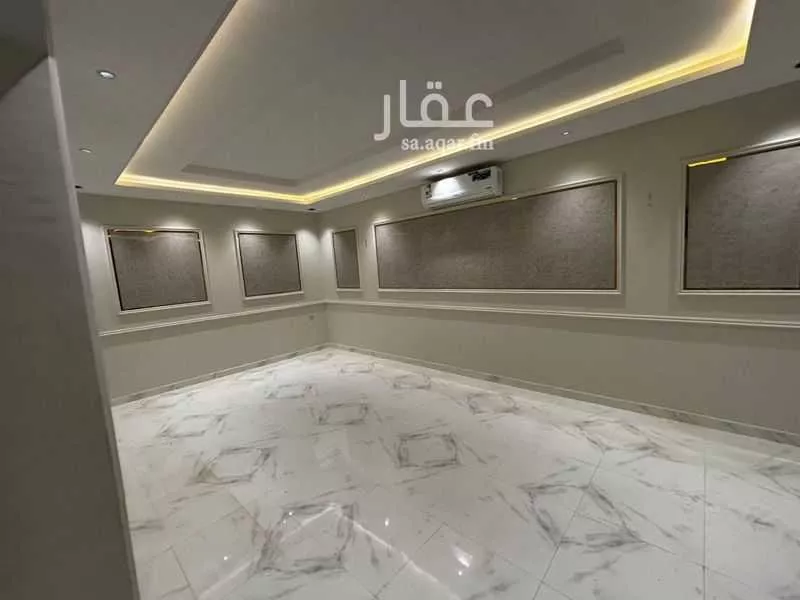 فيلا للبيع في شارع طلحة الصالحاني, حي عكاظ, مدينة الرياض, منطقة الرياض 1 صورة