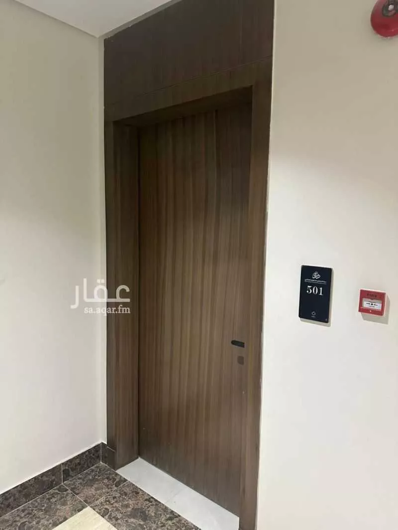 شقة للبيع في شارع سفيان بن النضر, حي الحمراء, مدينة الخبر, المنطقة الشرقية 1 صورة