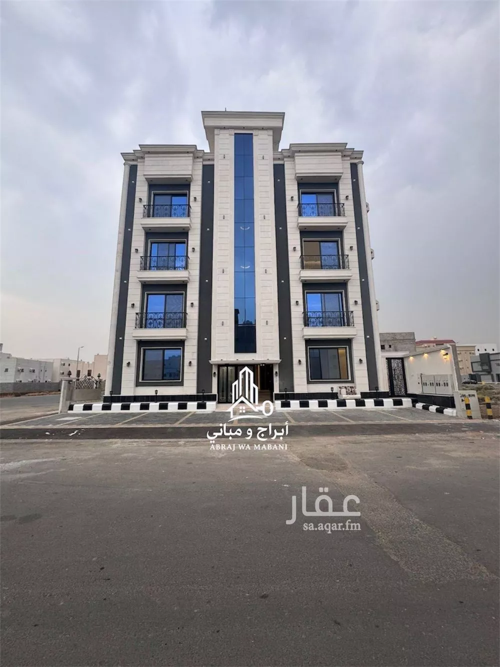 شقة للبيع في شارع الجوهر, حي الرحاب 1, مدينة جازان, منطقة جازان 1 صورة