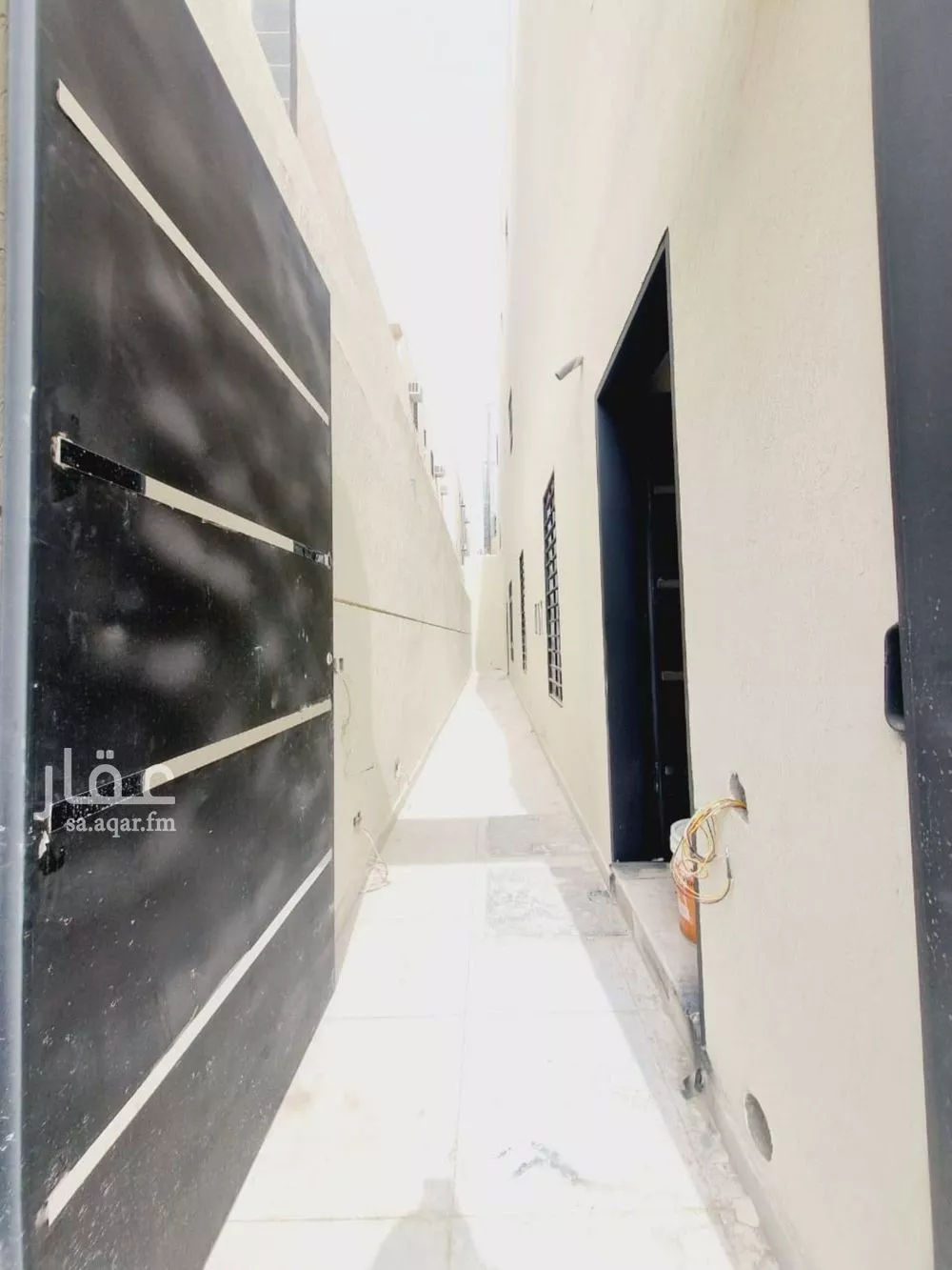 دور للبيع في شارع حمد الخطيب, حي البيان, مدينة الرياض, منطقة الرياض 1 صورة