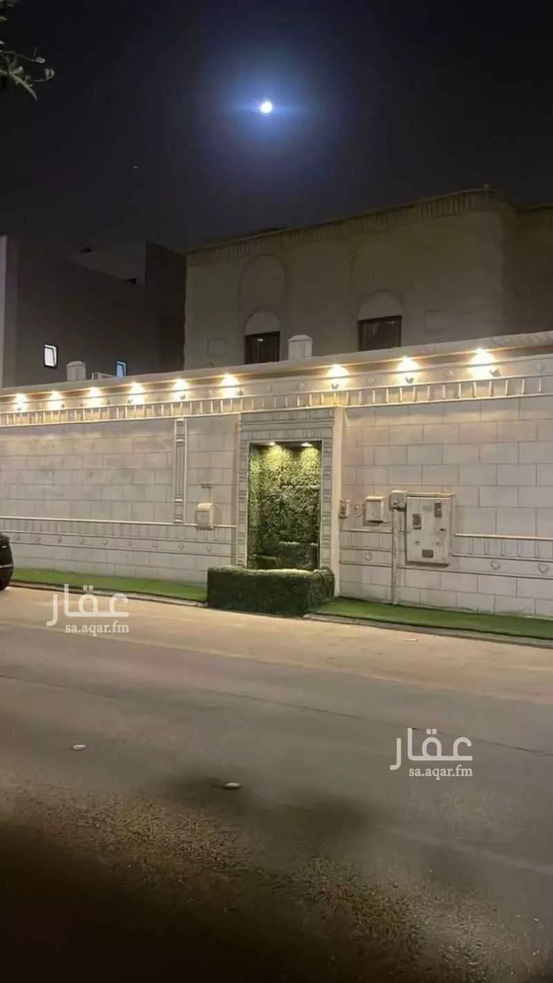 فيلا للبيع في شارع عبدالله بن رشيد, حي الروضة, مدينة الرياض, منطقة الرياض 1 صورة