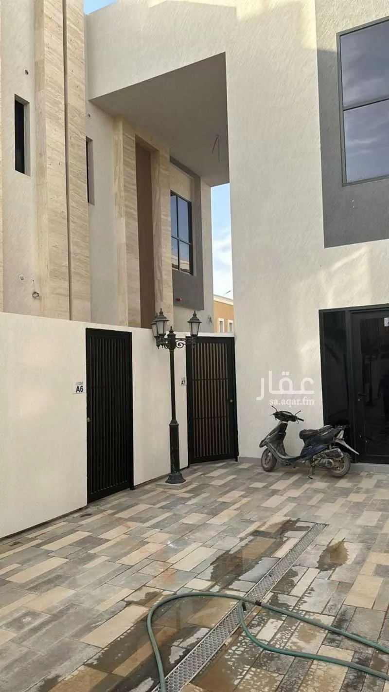 فيلا للإيجار في شارع حرة تبوك, حي النرجس, مدينة الرياض, منطقة الرياض 1 صورة