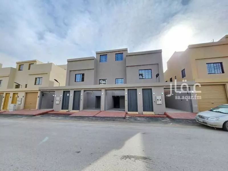 دور للبيع في شارع عبدالكريم الانصاري, حي بدر, مدينة الرياض, منطقة الرياض 1 صورة