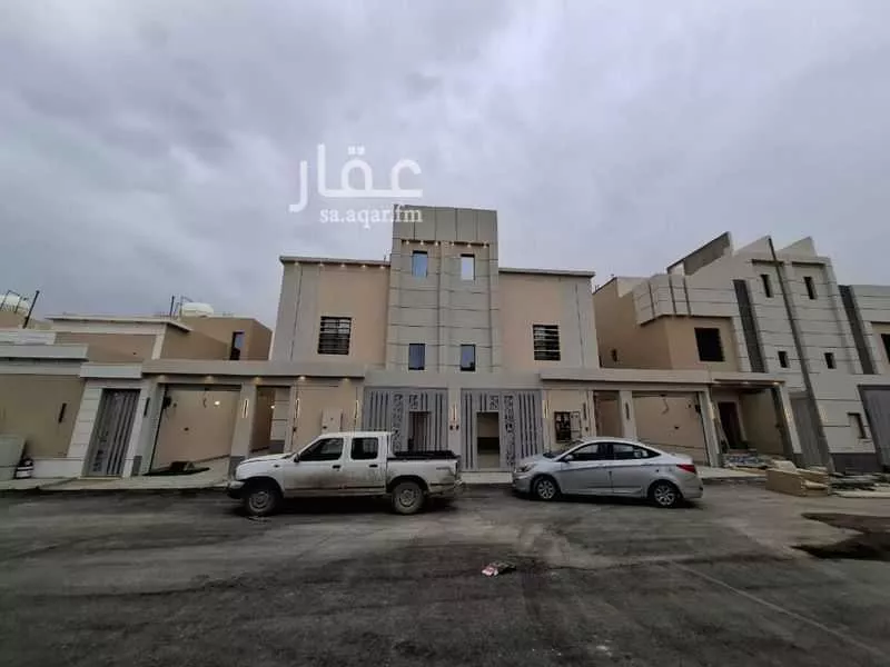 دور للبيع في شارع عبيدالله البغدادي, حي بدر, مدينة الرياض, منطقة الرياض 1 صورة