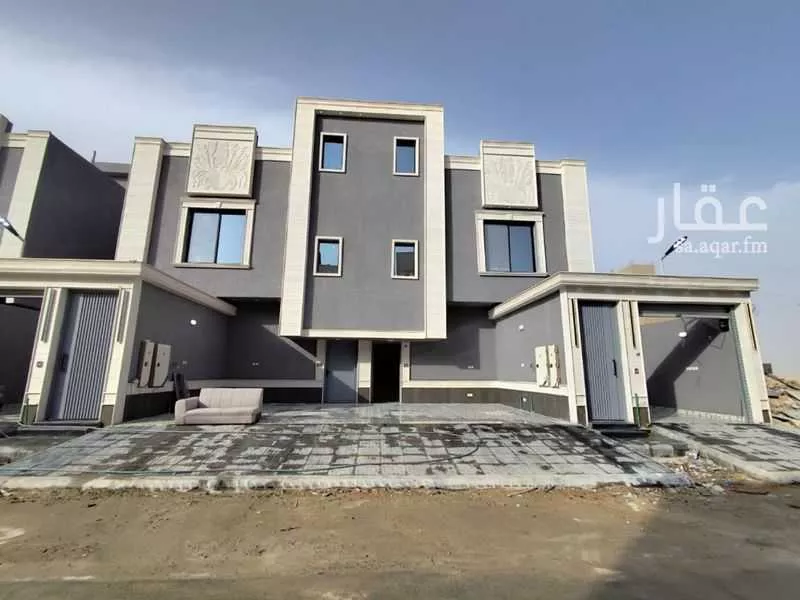 دور للبيع في شارع احمد الطيبي, حي بدر, مدينة الرياض, منطقة الرياض 1 صورة