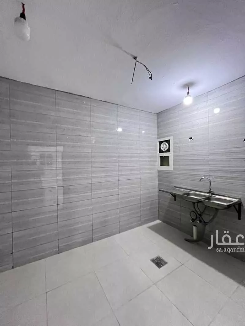 عمارة للبيع في شارع الجوز, حي منفوحة الجديدة, مدينة الرياض, منطقة الرياض 1 صورة