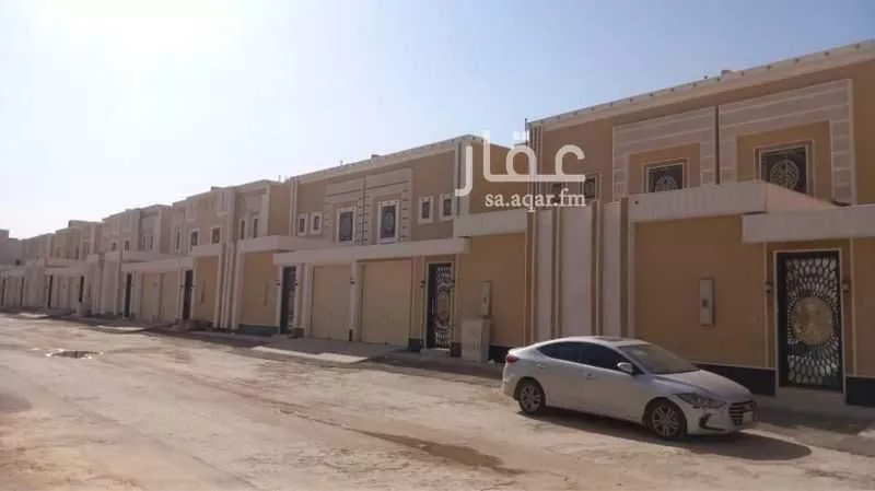 فيلا للبيع في شارع إسحاق بن مخلد, حي عكاظ, مدينة الرياض, منطقة الرياض 1 صورة