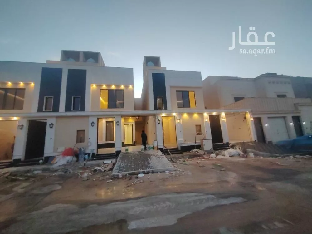 فيلا للبيع في شارع البدر النابلسي, حي العوالي, مدينة الرياض, منطقة الرياض 1 صورة