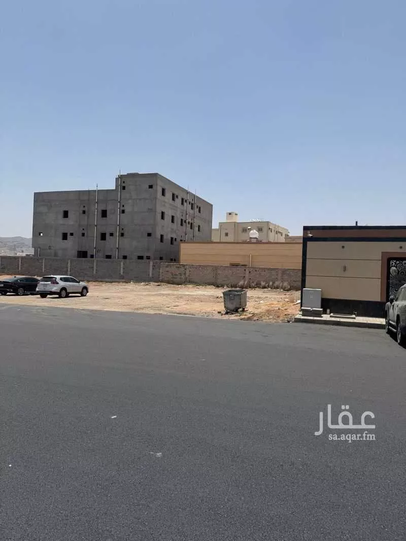 أرض للبيع في شارع ممر مشاه 588, حي الدفاع, مدينة المدينه المنوره, منطقة المدينة المنورة 1 صورة