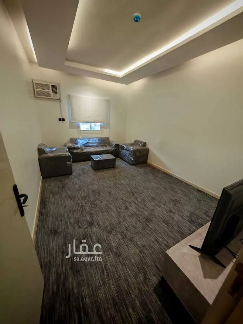 شقة للإيجار في شارع حصين ابن الحارث ابن عبدالمطلب, حي بدر, مدينة خميس مشيط, منطقة عسير 1 صورة