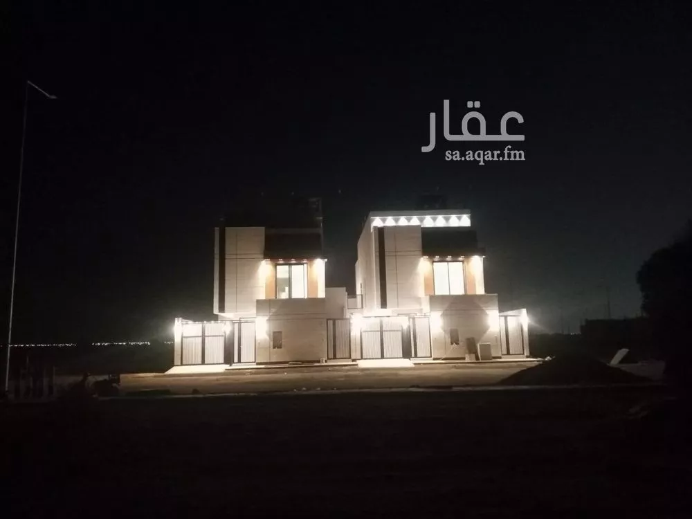 فيلا للبيع في شارع العيون, حي النظيم, مدينة الرياض, منطقة الرياض 1 صورة